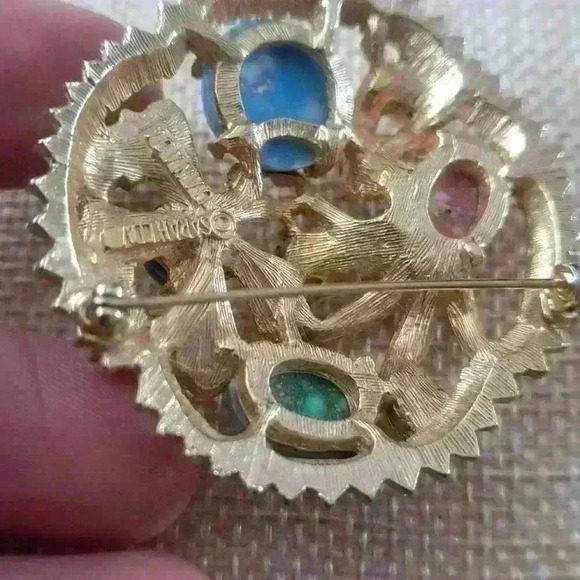 Sarah conv  brooche - Picture 4 of 5